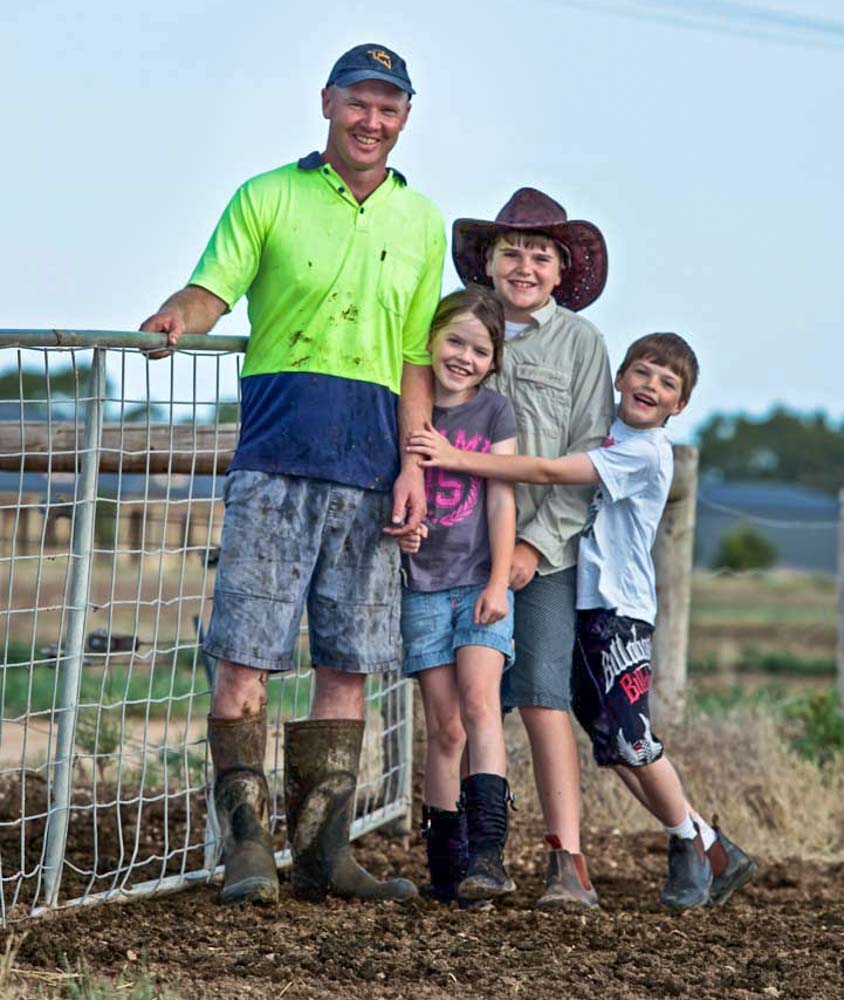 Agribusiness Photography. Dairy Industry Australia Families. Commercial Rural Photography.